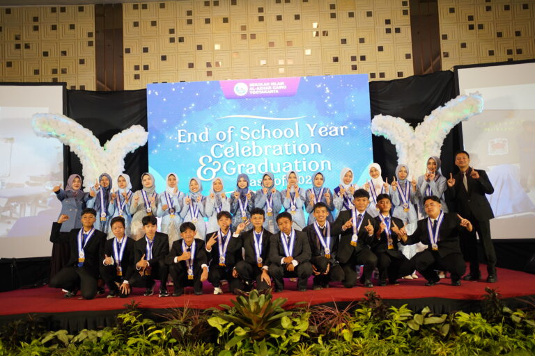 End of School Year Celebration & Graduation Secondary Grade 9